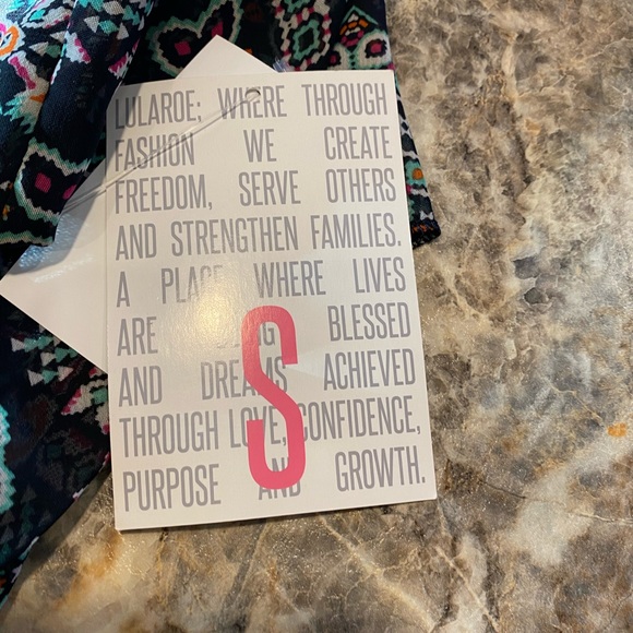 LuLaRoe Monroe Sheer Fringed Kimono NWT - Picture 6 of 8